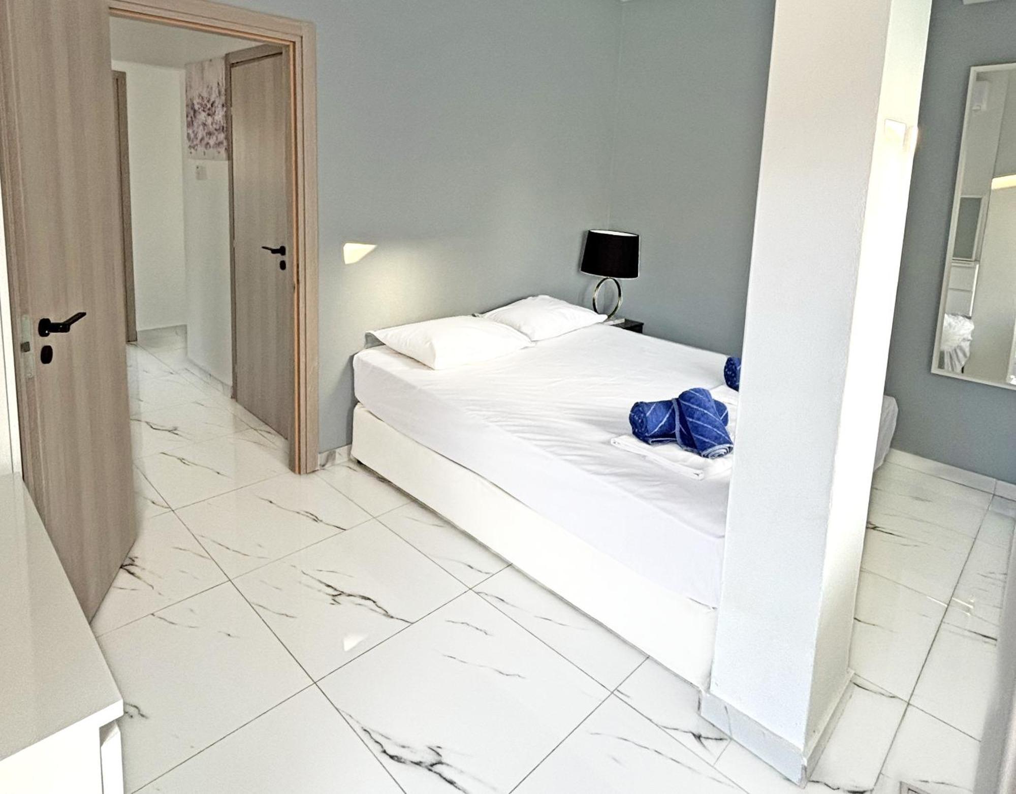 Sant Central Deluxe Apartments Ayia Napa Exterior foto